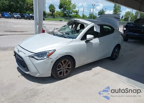 2019 Toyota Yaris Xle z USA, uszkodzony, nr VIN 3MYDLBYV8KY503872